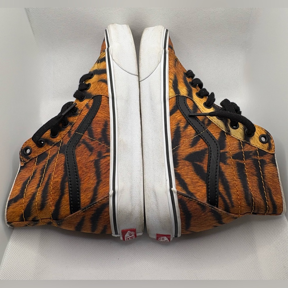 Vans Wild Tiger Pattern High-Tops - Picture 4 of 7
